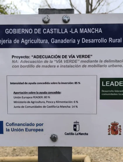 cartel-con-publicidad-de-la-financiacion